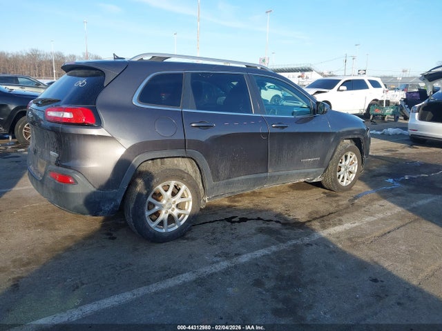 44312980 :رقم المزاد ، 1C4PJLCB8FW770544 vin ، 2015 Jeep Cherokee Latitude مزاد بيع