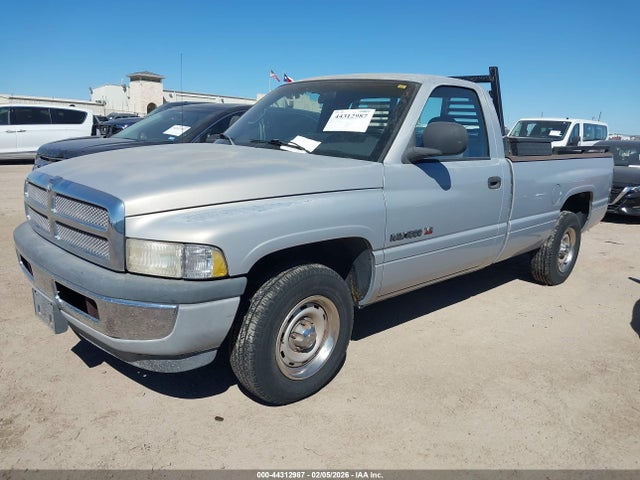 2000 DODGE RAM 1500 1B7HC16YXYS626796 Photo 1