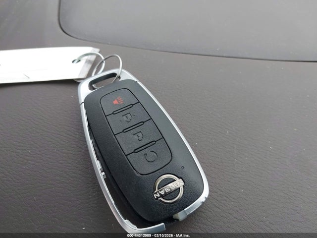 JN8BT3BA9PW420603 Nissan Rogue Sv Fwd