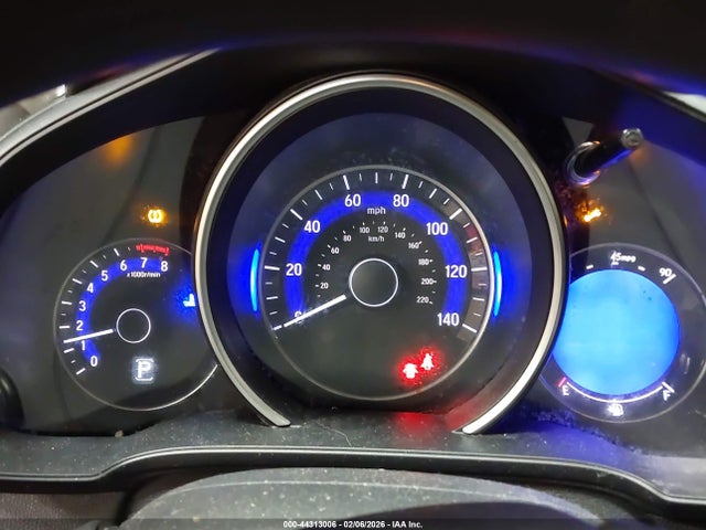 44313006 :رقم المزاد ، 3HGGK5H41JM727936 vin ، 2018 Honda Fit Lx مزاد بيع