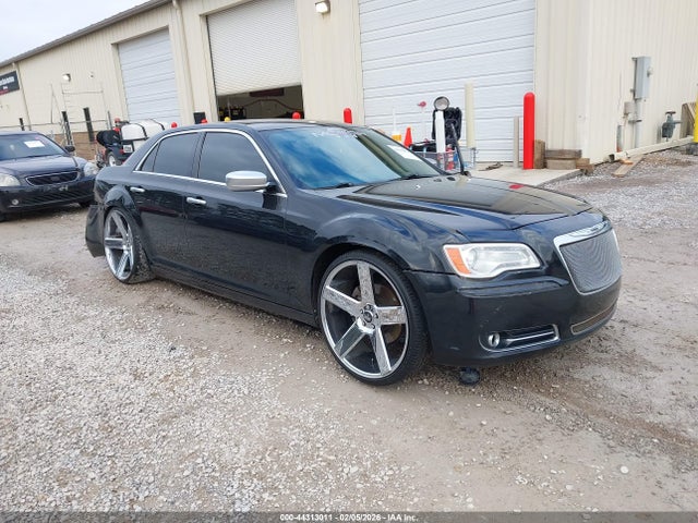 Продаж на аукціоні авто 2013 Chrysler 300c John Varvatos Luxury Edition, vin: 2C3CCADT5DH703551, номер лоту: 44313011