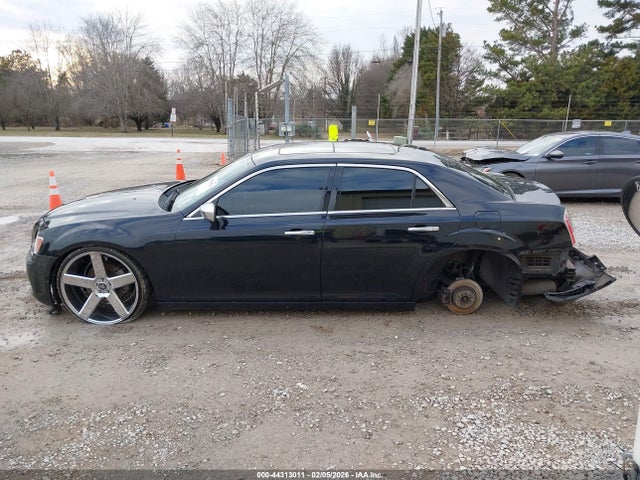 Продаж на аукціоні авто 2013 Chrysler 300c John Varvatos Luxury Edition, vin: 2C3CCADT5DH703551, номер лоту: 44313011