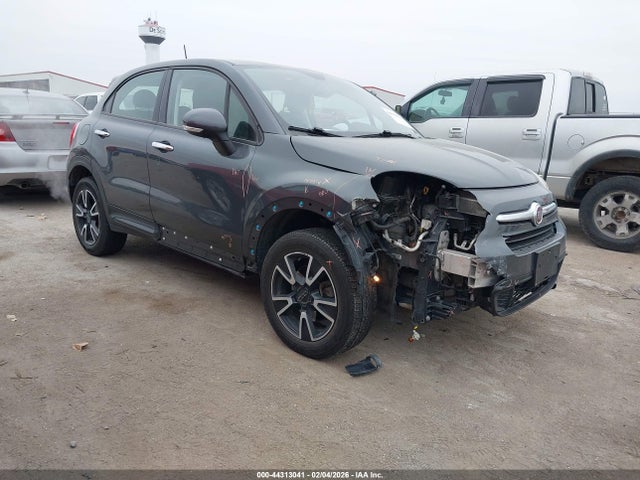 2018 FIAT 500X ZFBCFYAB8JP639703