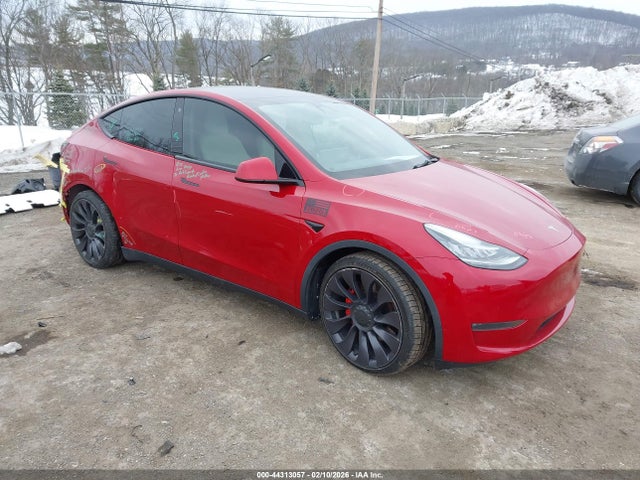 2021 TESLA MODEL Y 5YJYGDEF4MF093230 Photo 0