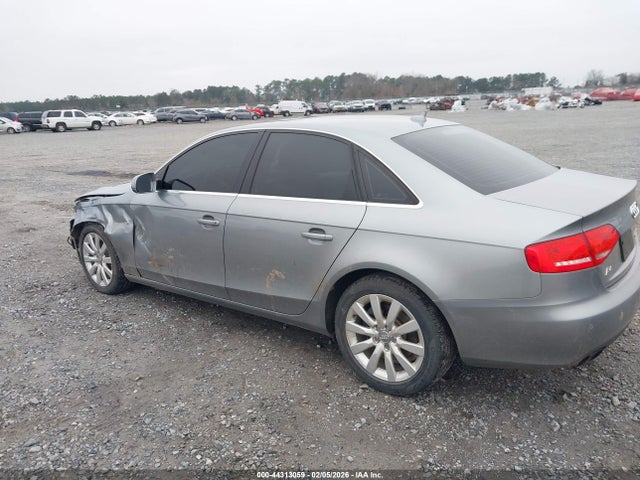 2011 AUDI A4 WAUFFAFL1BN029476 Photo 2