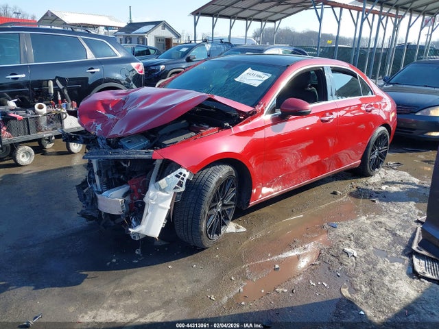 2022 MERCEDES-BENZ A 220 W1K3G4FB0NJ337025 Photo 1
