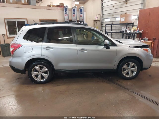 44313068 :رقم المزاد ، JF2SJAECXEH431129 vin ، 2014 Subaru Forester 2.5i Premium مزاد بيع