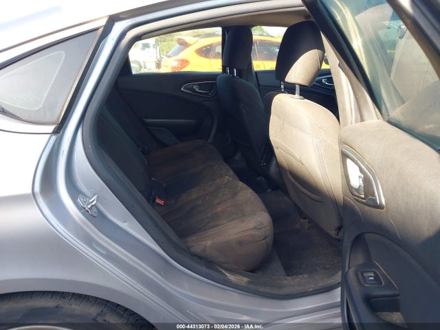 Aukcja sprzedaży 2015 Chrysler 200 Limited, vin: 1C3CCCAB8FN663614, numer aukcji: 44313073