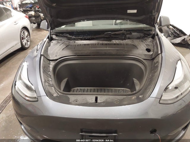 2023 TESLA MODEL Y 7SAYGAEE6PF881441 Photo 9