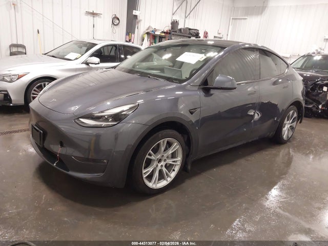 2023 TESLA MODEL Y 7SAYGAEE6PF881441 Photo 1