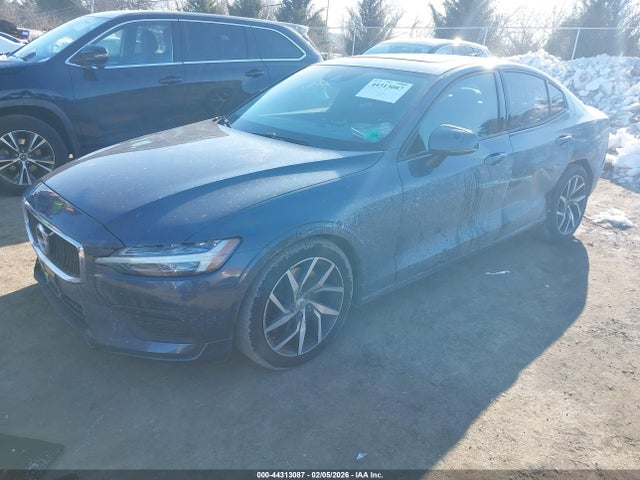 2019 VOLVO S60 7JRA22TK3KG003722 Photo 1