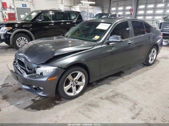 WBA3C3C52EF983830 BMW 320i Xdrive