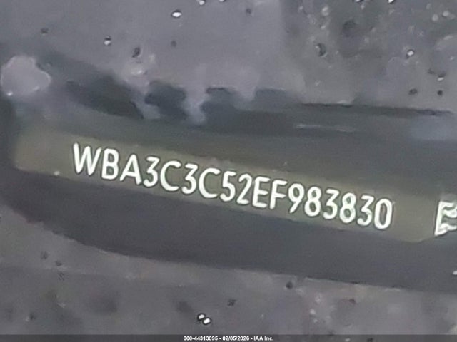 WBA3C3C52EF983830 BMW 320i Xdrive