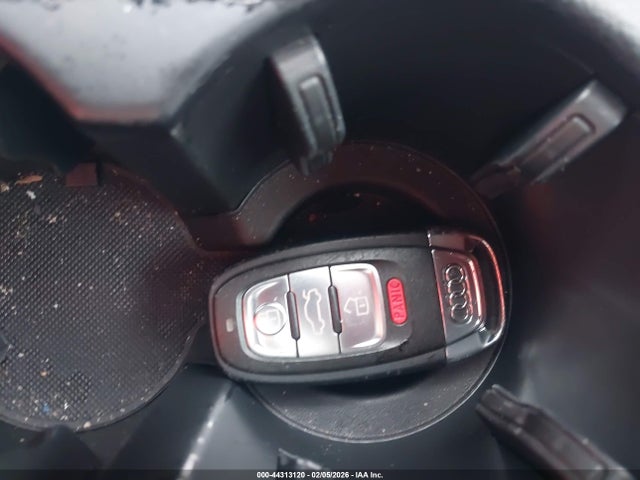 Audi Q5 2.0t Premium 2014 WA1LFAFP4EA101432 Image 11