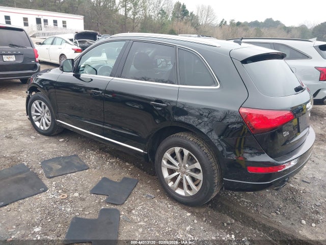 Audi Q5 2.0t Premium 2014 WA1LFAFP4EA101432 Image 3
