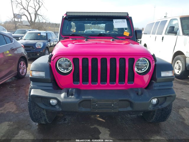 2020 Jeep Wrangler Unlimited Willys 4x4 მანქანა იყიდება აუქციონზე, vin: 1C4HJXDG0LW182333, აუქციონის ნომერი: 44313190