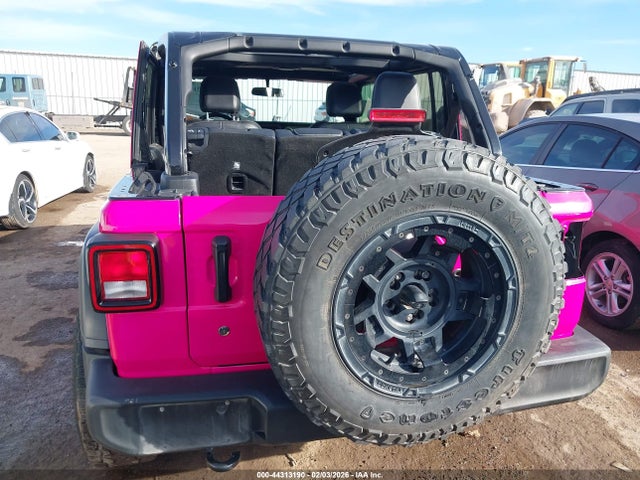 2020 Jeep Wrangler Unlimited Willys 4x4 მანქანა იყიდება აუქციონზე, vin: 1C4HJXDG0LW182333, აუქციონის ნომერი: 44313190