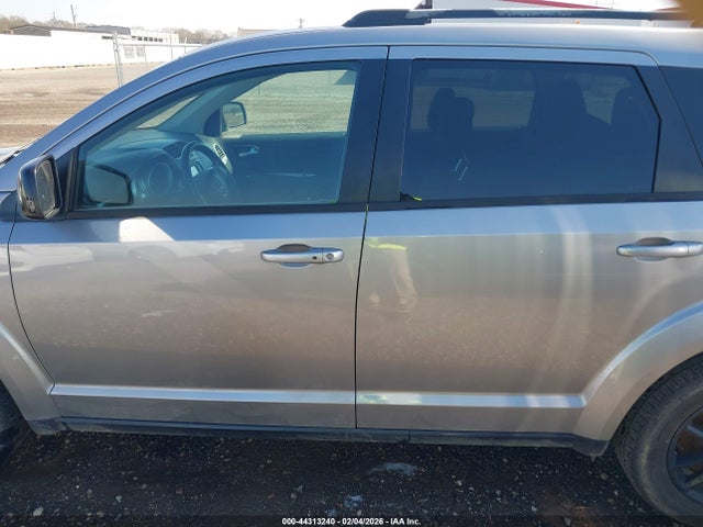 44313240 :رقم المزاد ، 3C4PDCBB6KT798836 vin ، 2019 Dodge Journey Se مزاد بيع