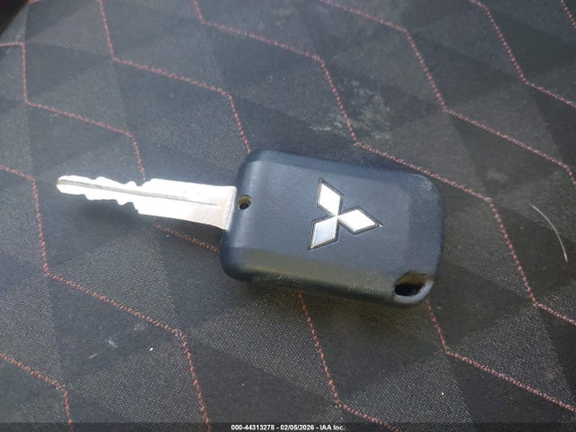 ML32AUHJ9RH004172 Mitsubishi MIRAGE LE