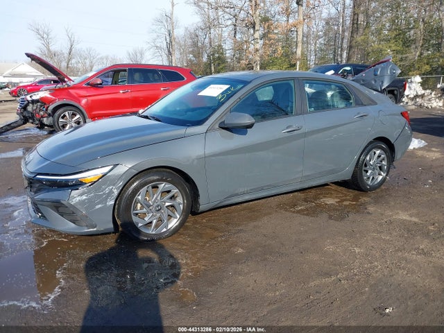 2024 HYUNDAI ELANTRA KMHLM4DG3RU755354 Photo 1