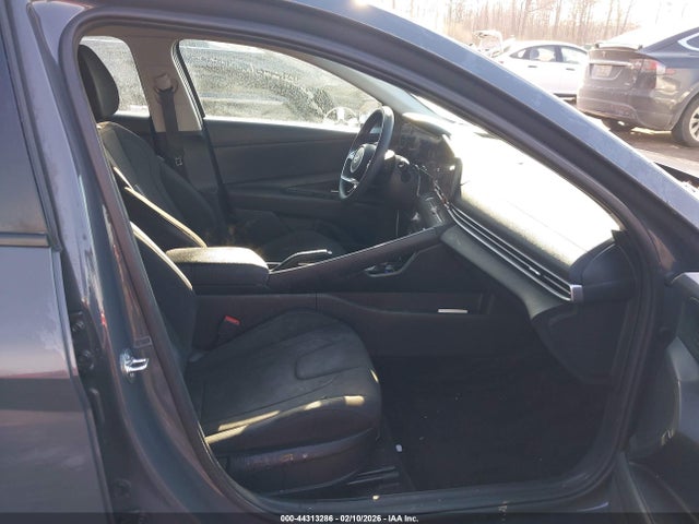 2024 HYUNDAI ELANTRA KMHLM4DG3RU755354 Photo 4