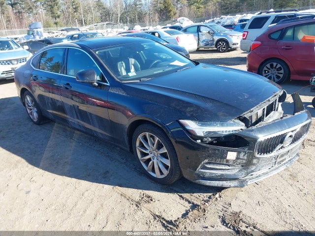 2018 VOLVO S90 LVY992MK7JP017836