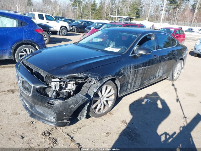 2018 VOLVO S90 LVY992MK7JP017836 Photo 1