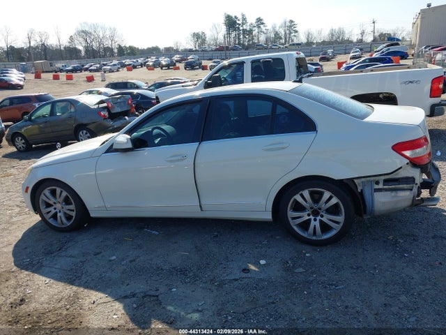 44313424 :رقم المزاد ، WDDGF81XX9R065265 vin ، 2009 Mercedes-benz C 300 Luxury 4matic مزاد بيع