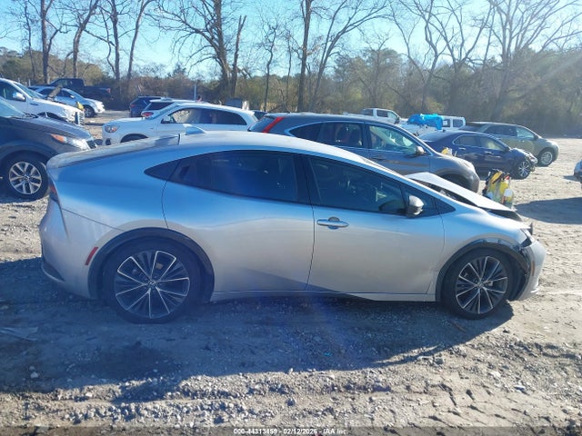 JTDACAAU6R3017545 Toyota PRIUS XLE