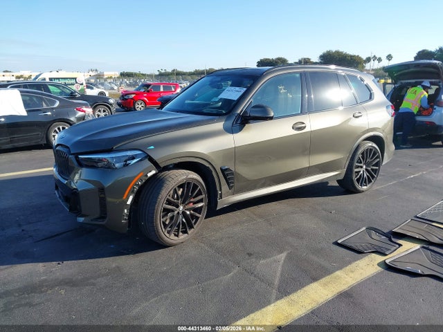 2025 BMW X5 5UX13EU02S9Z74563 Photo 1