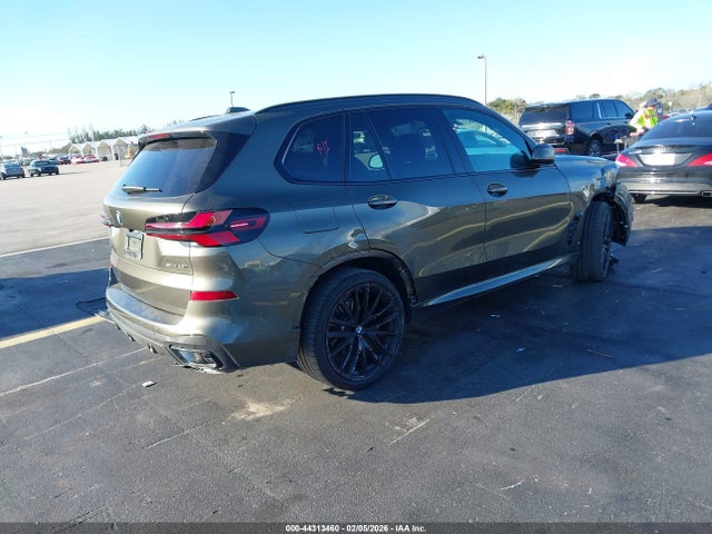 2025 BMW X5 5UX13EU02S9Z74563 Photo 3
