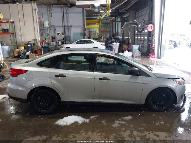 Ford FOCUS S 2017 1FADP3E23HL266850 Image 13