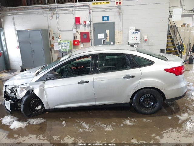Ford FOCUS S 2017 1FADP3E23HL266850 Image 14