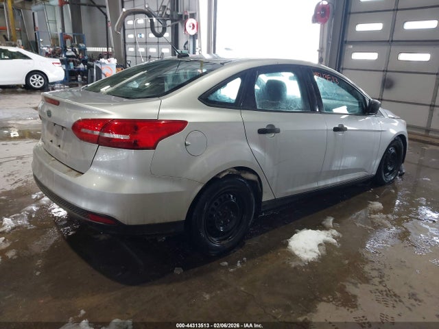 Ford FOCUS S 2017 1FADP3E23HL266850 Image 4