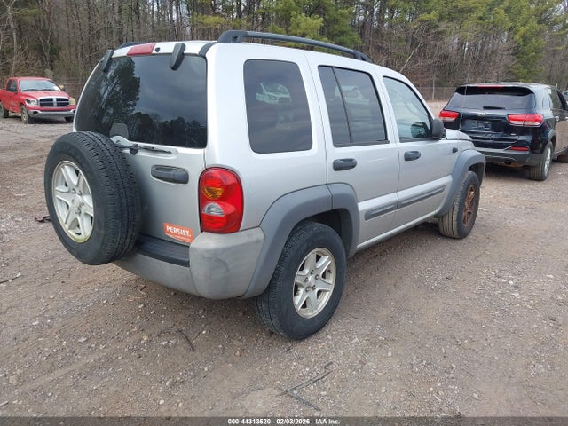 2003 JEEP LIBERTY 1J4GK48K83W725024 Photo 3