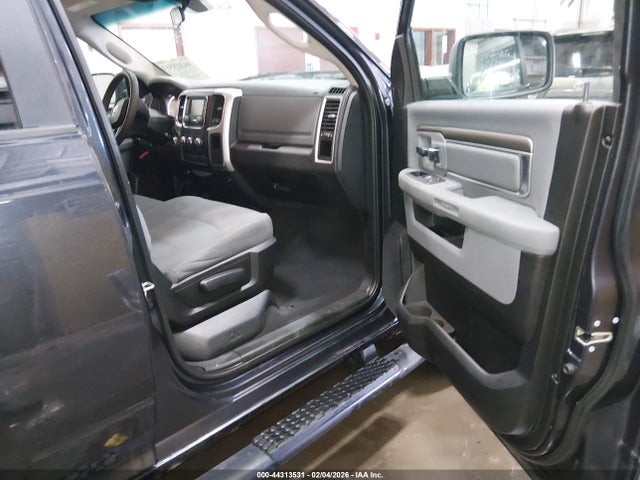 Продажа на аукционе авто 2018 Ram 1500 Slt  4x4 6'4 Box, vin: 1C6RR7GG4JS120454, номер лота: 44313531