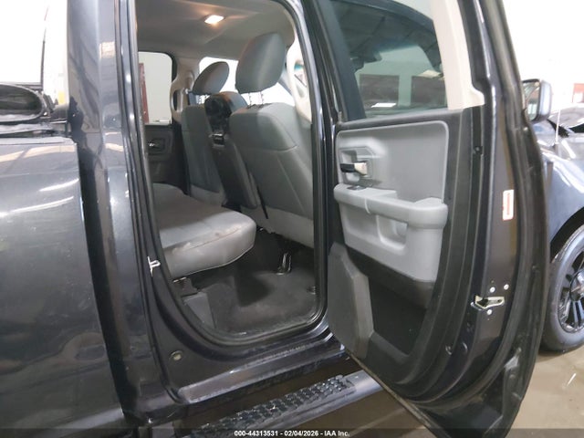 Продажа на аукционе авто 2018 Ram 1500 Slt  4x4 6'4 Box, vin: 1C6RR7GG4JS120454, номер лота: 44313531
