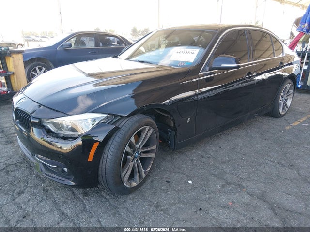 BMW 330e Iperformance 2018 WBA8E1C50JA756776 Image 2