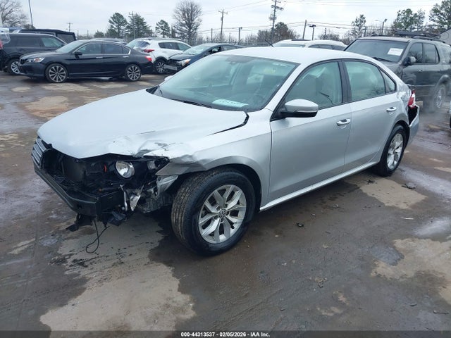 Aukcja sprzedaży 2014 Volkswagen Passat 1.8t S, vin: 1VWAS7A37EC052227, numer aukcji: 44313537