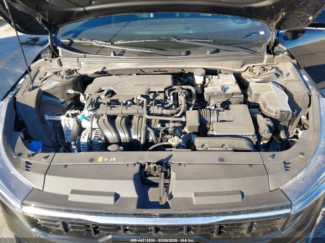 2025 Kia K4 Gt-line მანქანა იყიდება აუქციონზე, vin: 3KPFW4DE6SE235261, აუქციონის ნომერი: 44313538