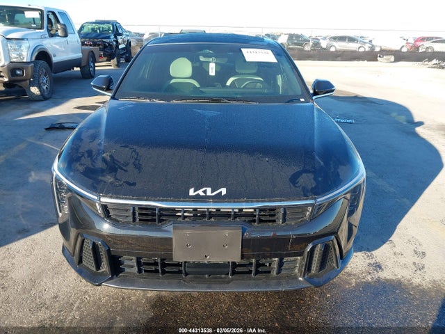 2025 Kia K4 Gt-line მანქანა იყიდება აუქციონზე, vin: 3KPFW4DE6SE235261, აუქციონის ნომერი: 44313538