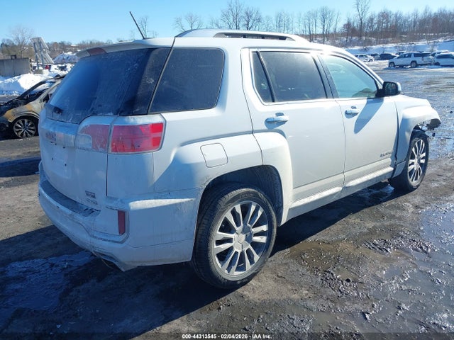 2017 GMC TERRAIN 2GKFLVE33H6118651 Photo 3