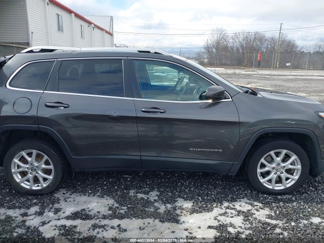 1C4PJMCB4GW241759 Jeep Cherokee Latitude
