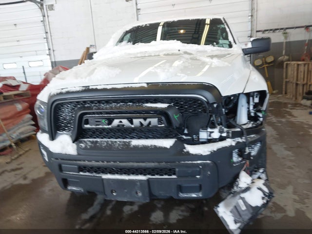 2022 Ram 1500 Classic Warlock  4x4 6'4 Box მანქანა იყიდება აუქციონზე, vin: 1C6RR7GG7NS122219, აუქციონის ნომერი: 44313566