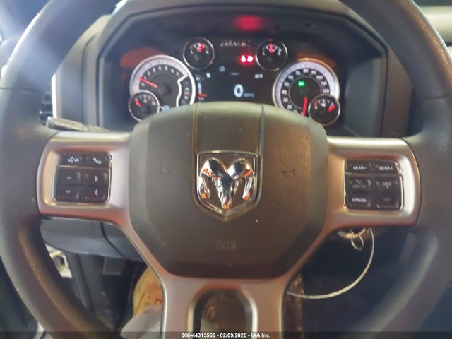 2022 Ram 1500 Classic Warlock  4x4 6'4 Box მანქანა იყიდება აუქციონზე, vin: 1C6RR7GG7NS122219, აუქციონის ნომერი: 44313566