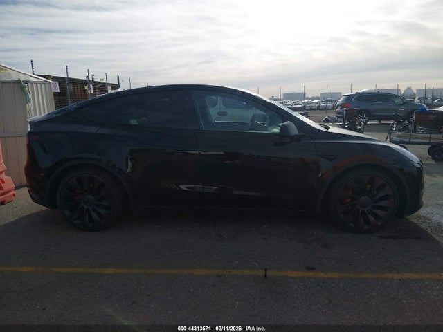 5YJYGDEFXMF230476 Tesla Model Y Performance Dual Motor All-wheel Drive