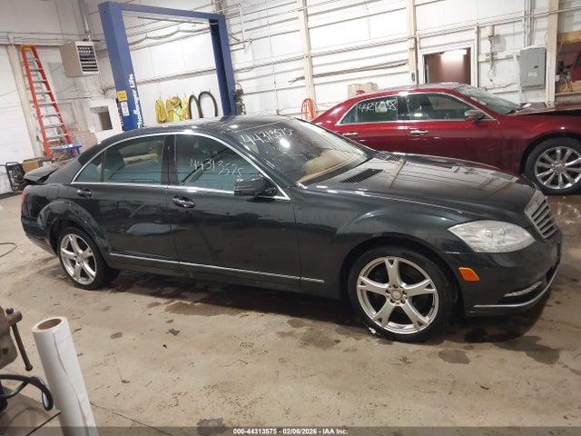 Продаж на аукціоні авто 2013 Mercedes-benz S 550 4matic, vin: WDDNG9EB1DA528975, номер лоту: 44313575