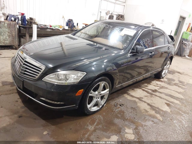 2013 MERCEDES-BENZ S 550 WDDNG9EB1DA528975 Photo 1