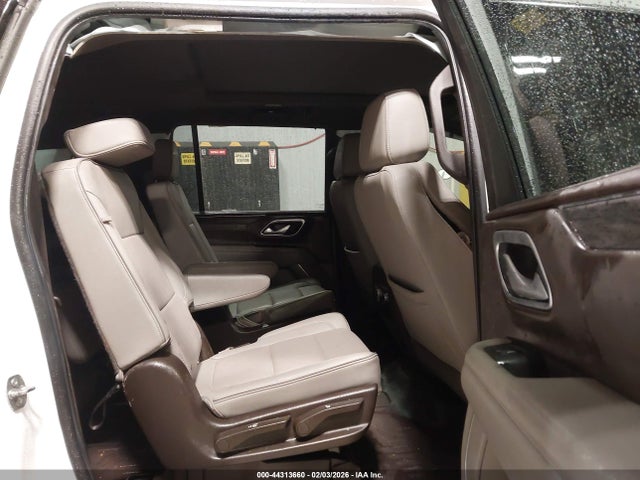 1GKS1GKD6NR119600 GMC Yukon Xl C1500 Slt
