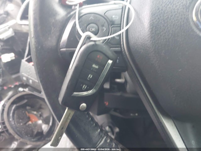 2021 TOYOTA CAMRY 4T1G11AK4MU531388 Photo 10